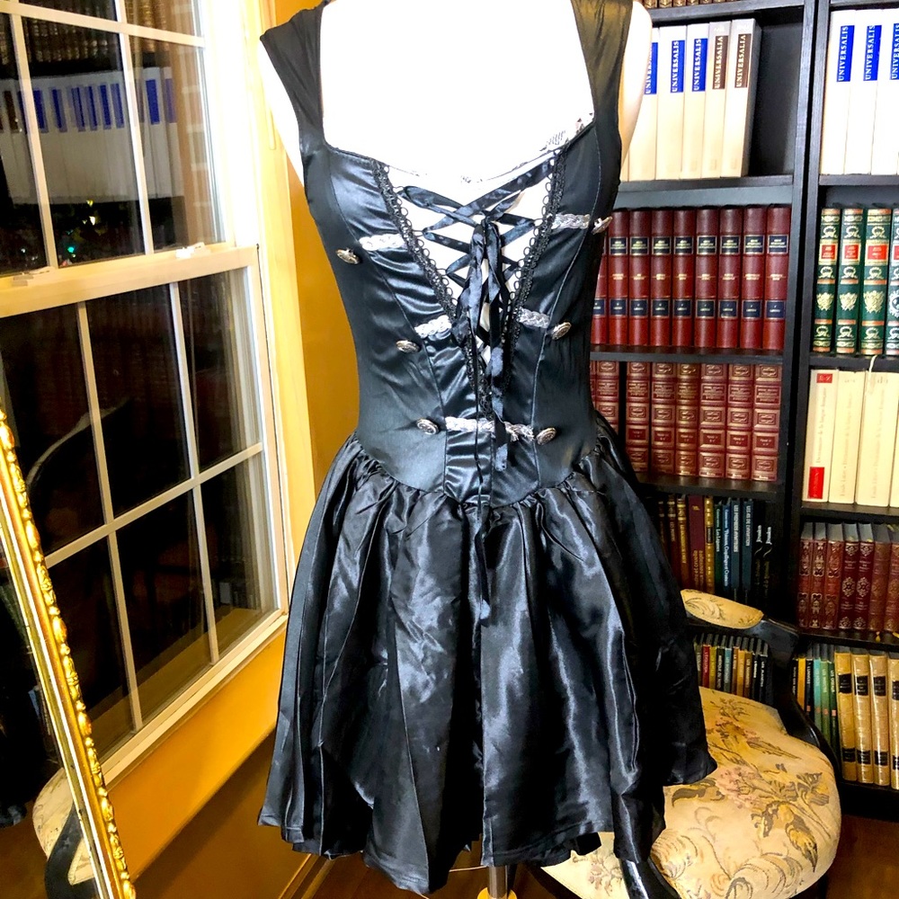 Let Avenue S/M pirate swashbuckler buccaneers black dress costume